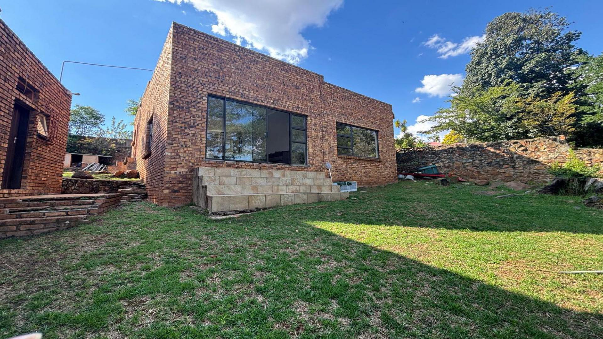 Backyard of property in Glenvista