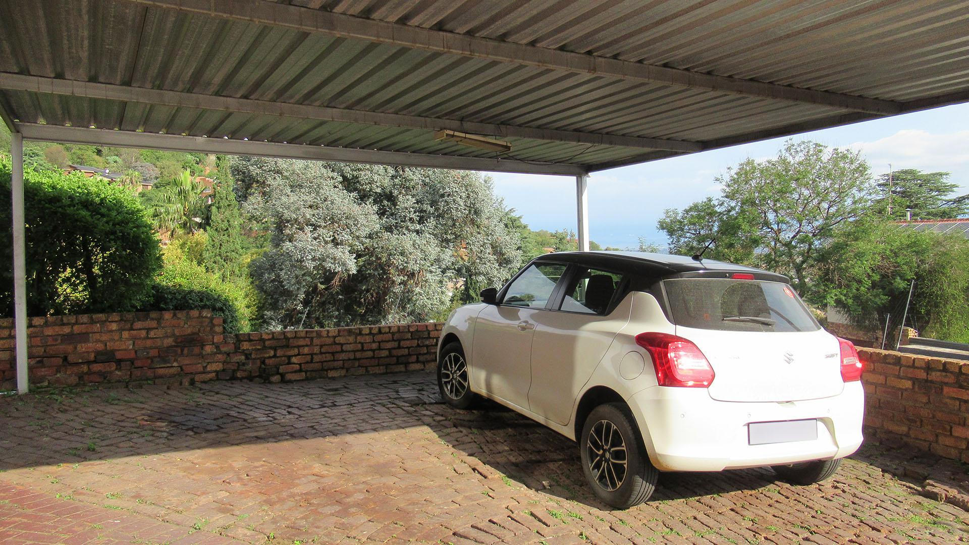 Patio - 40 square meters of property in Glenvista