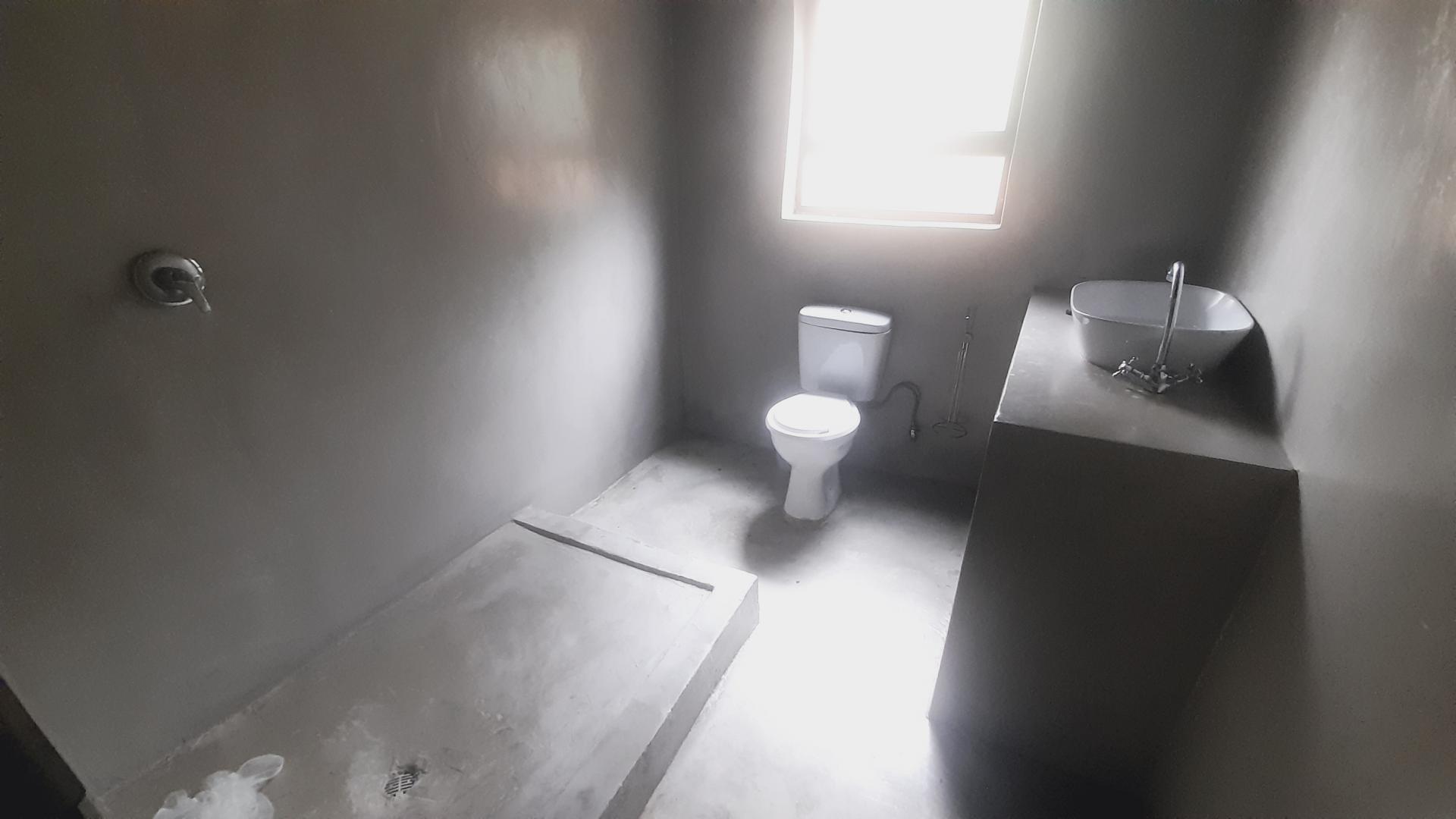 Bathroom 1 of property in Kosmos