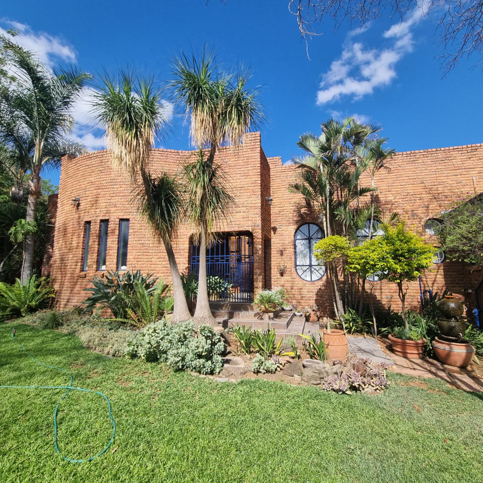  of property in Bendor