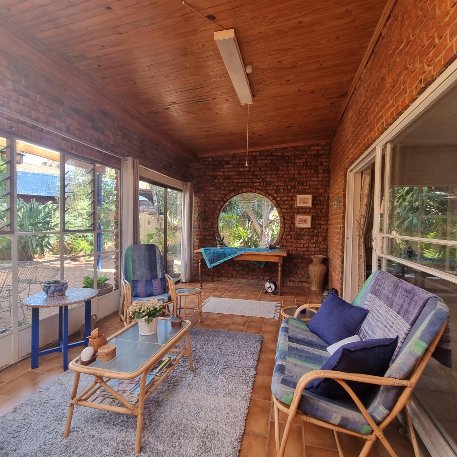  of property in Bendor