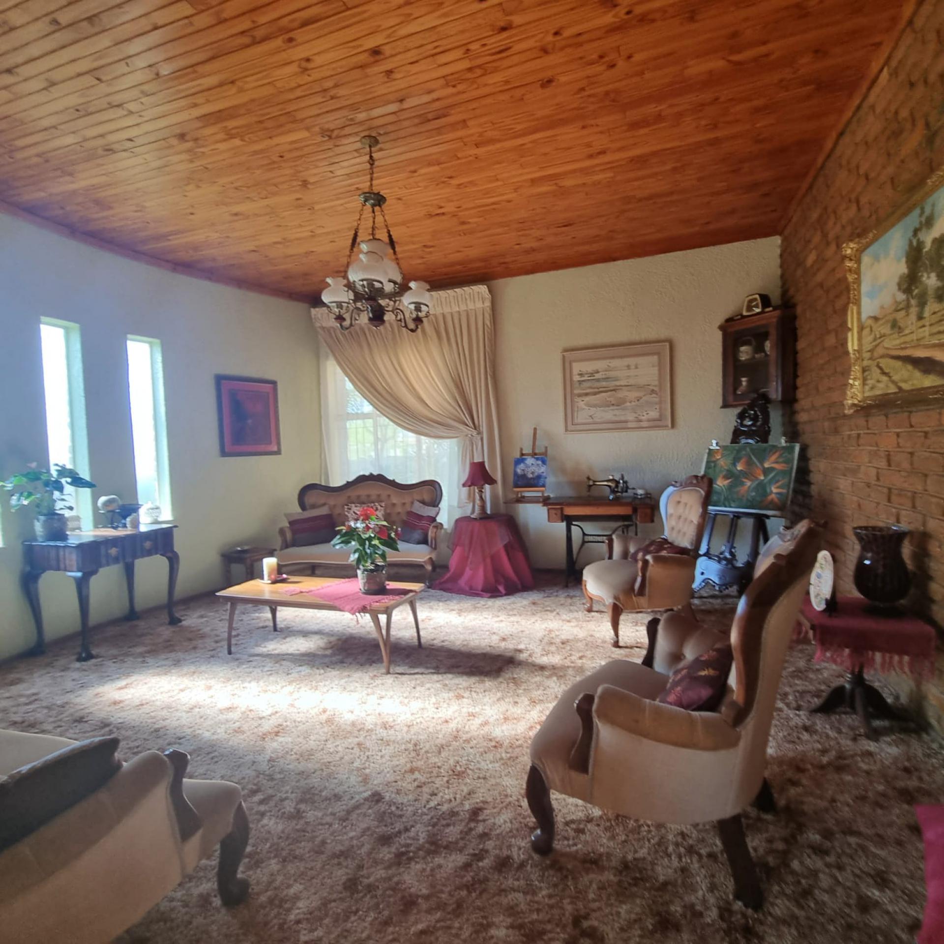  of property in Bendor