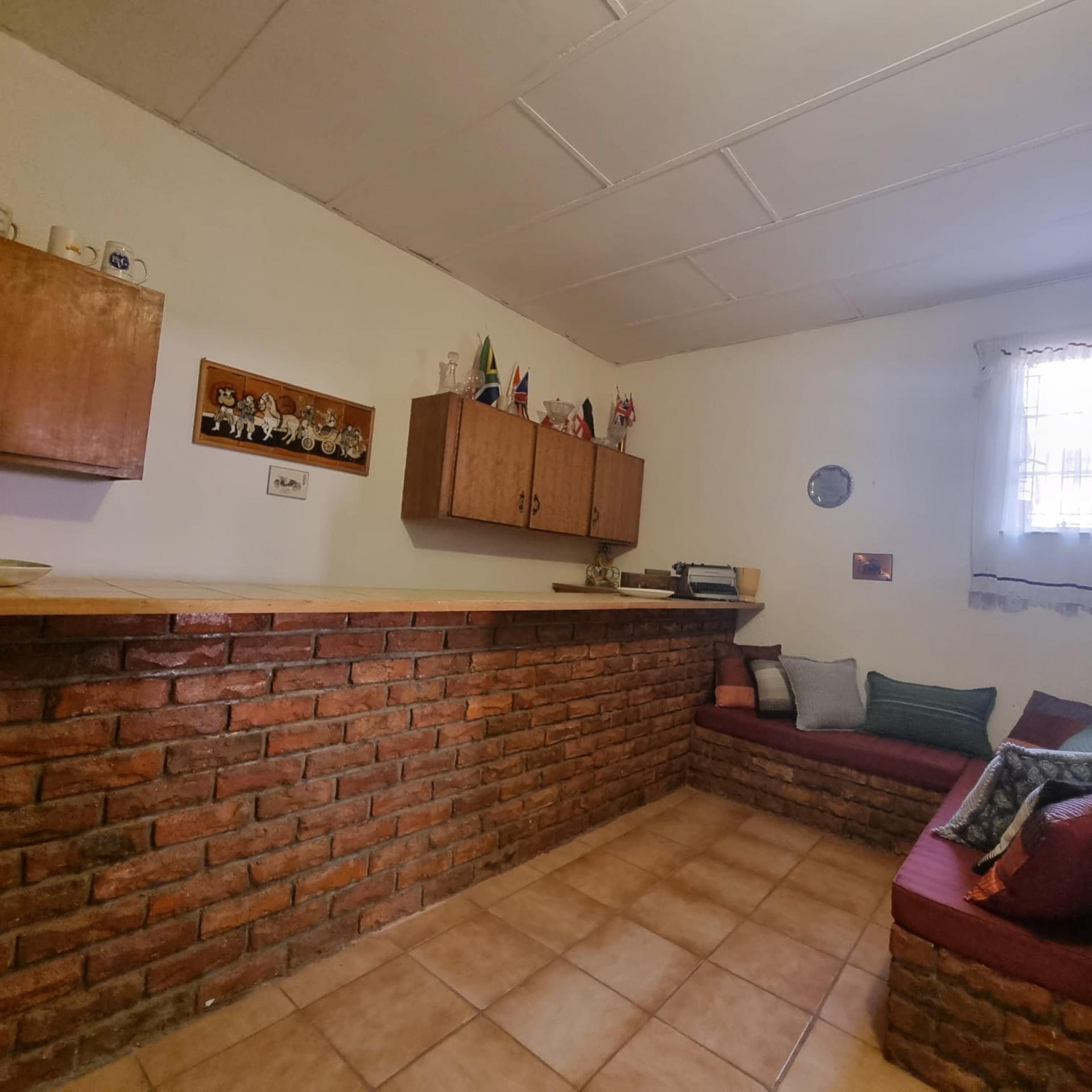  of property in Bendor