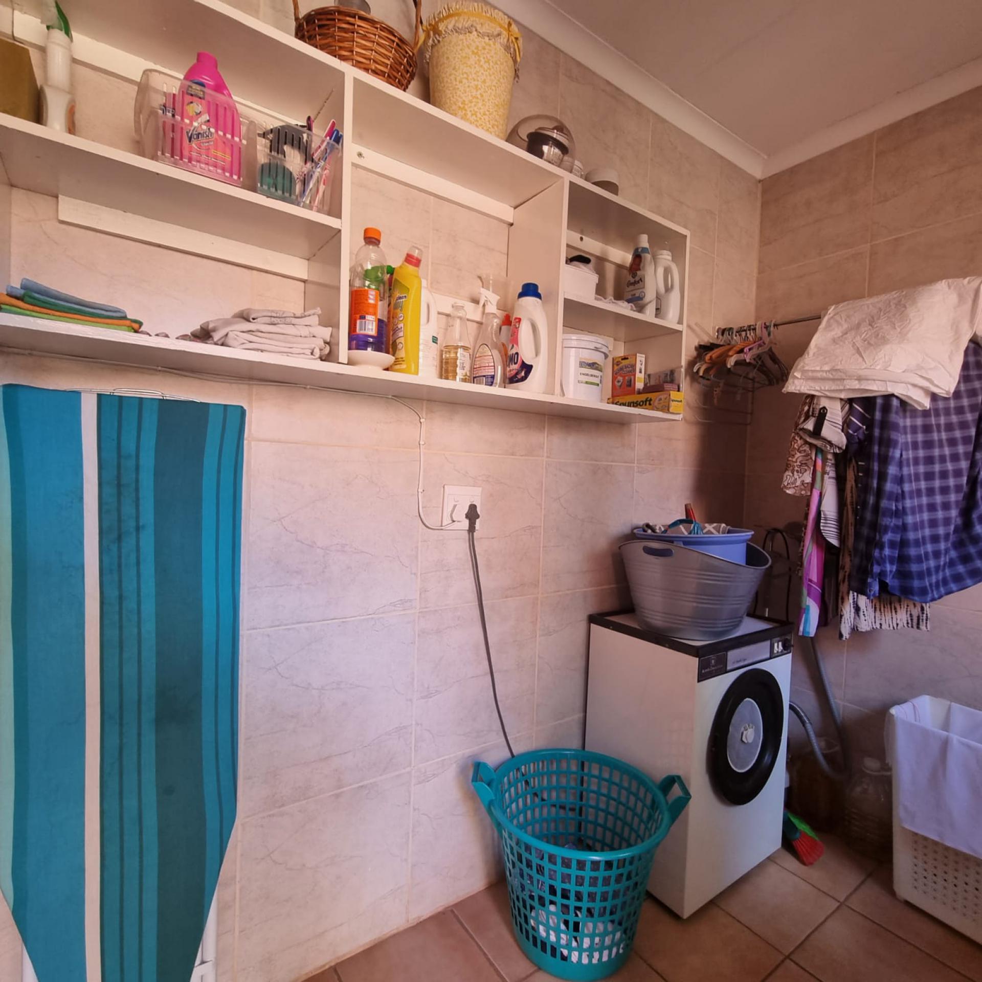  of property in Bendor