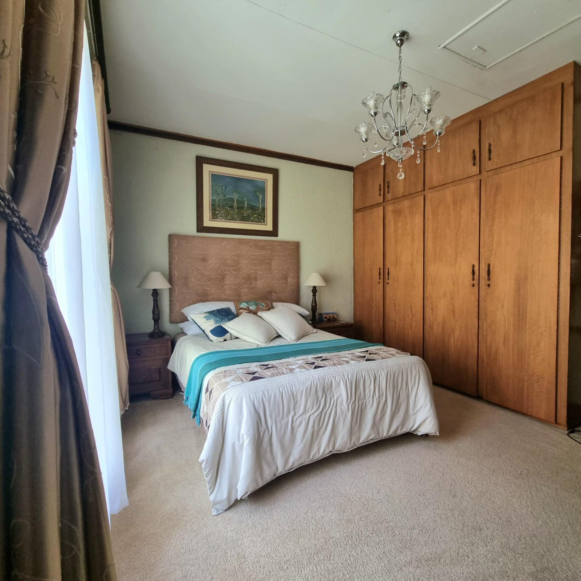  of property in Bendor