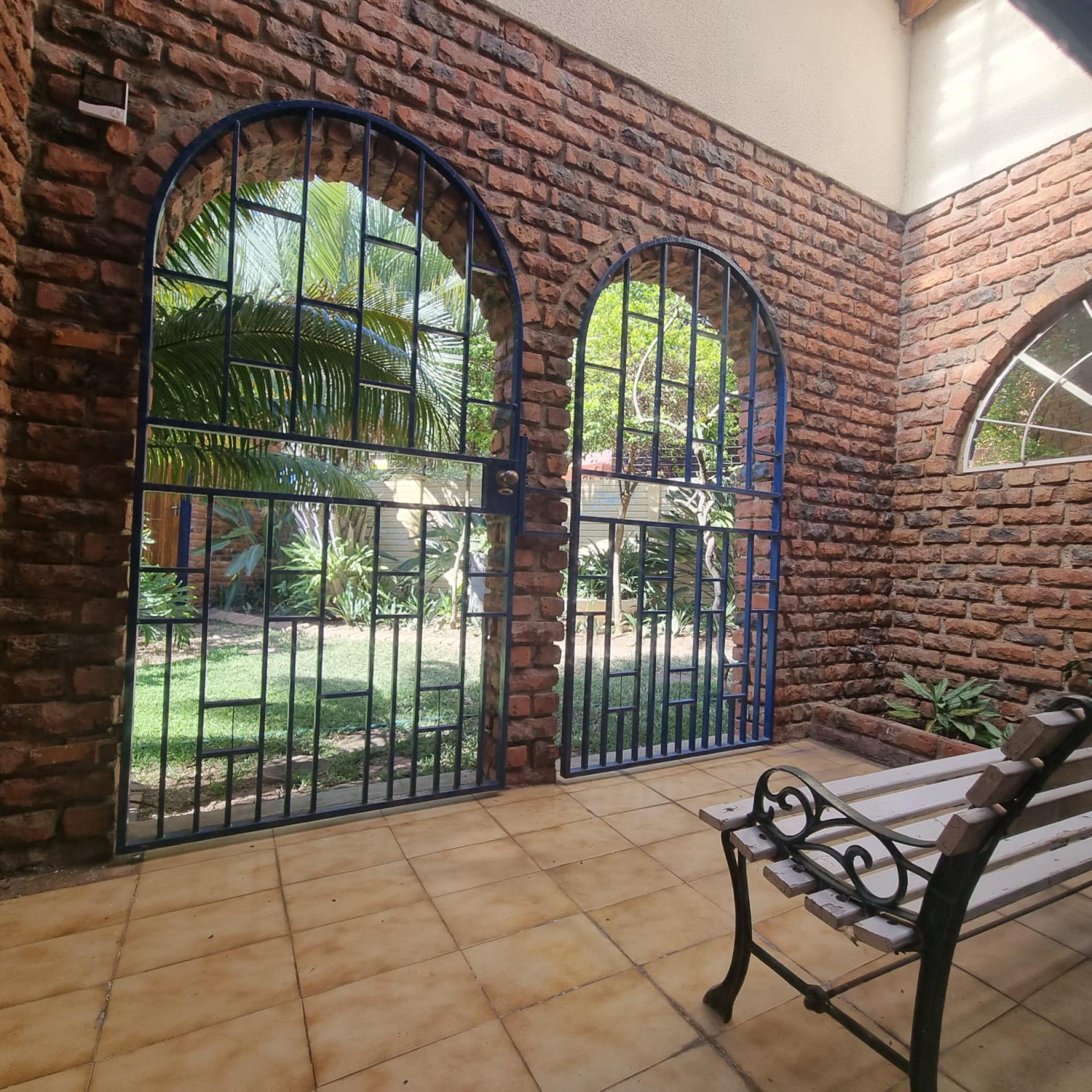  of property in Bendor