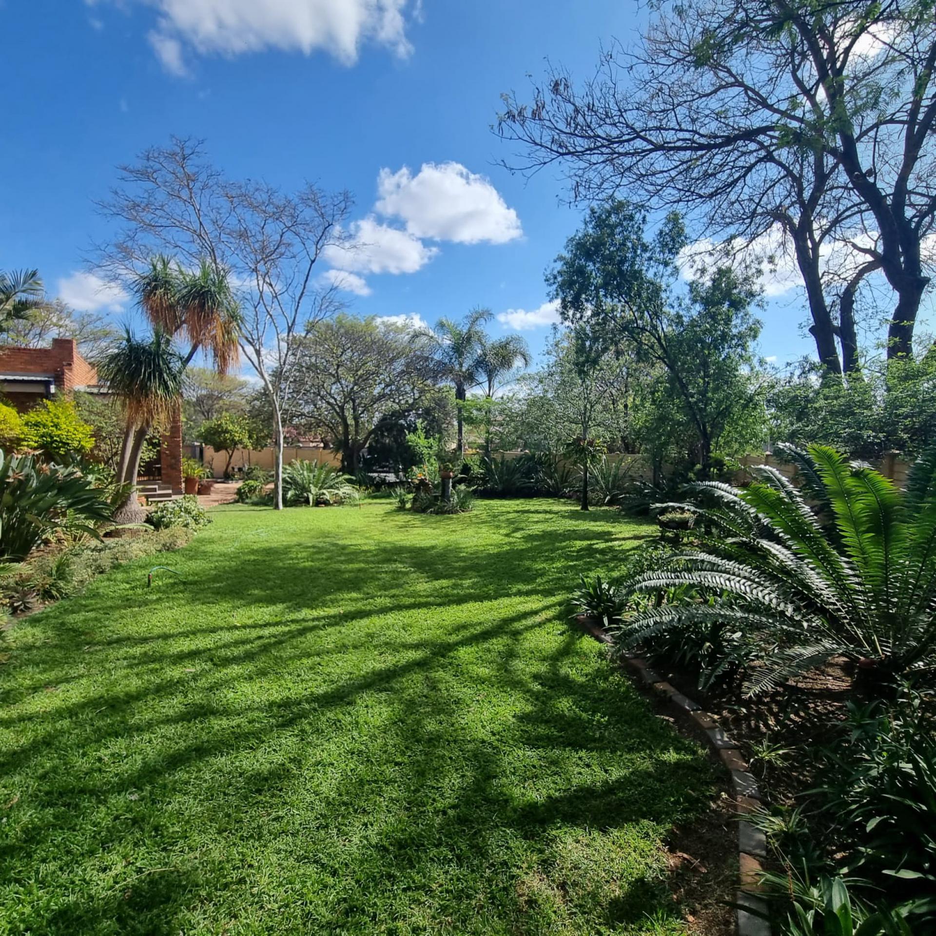  of property in Bendor