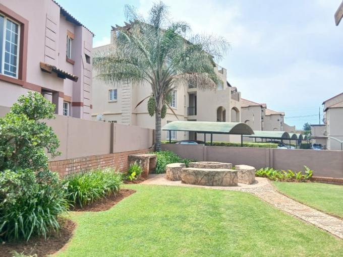 3 Bedroom Simplex for Sale For Sale in Castleview - MR699040