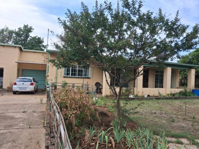 4 Bedroom House for Sale For Sale in Rensburg - MR699041