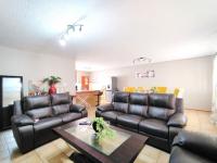  of property in Bendor