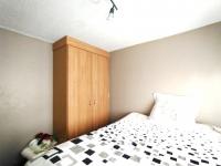  of property in Bendor