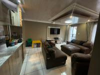  of property in Die Hoewes