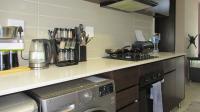 Kitchen - 10 square meters of property in Greenstone Hill