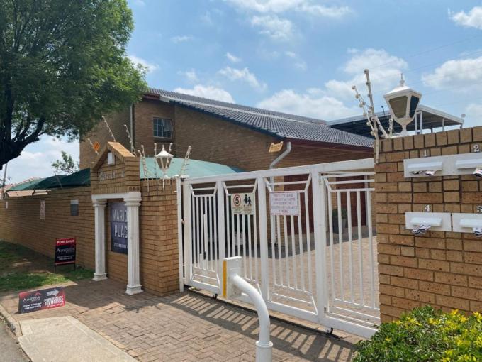 Simplex for Sale For Sale in New Redruth - MR699091