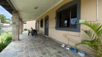 Patio - 38 square meters of property in Glen Park 
