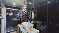 Main Bathroom - 8 square meters of property in Glen Park 