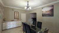 Dining Room - 24 square meters of property in Glen Park 