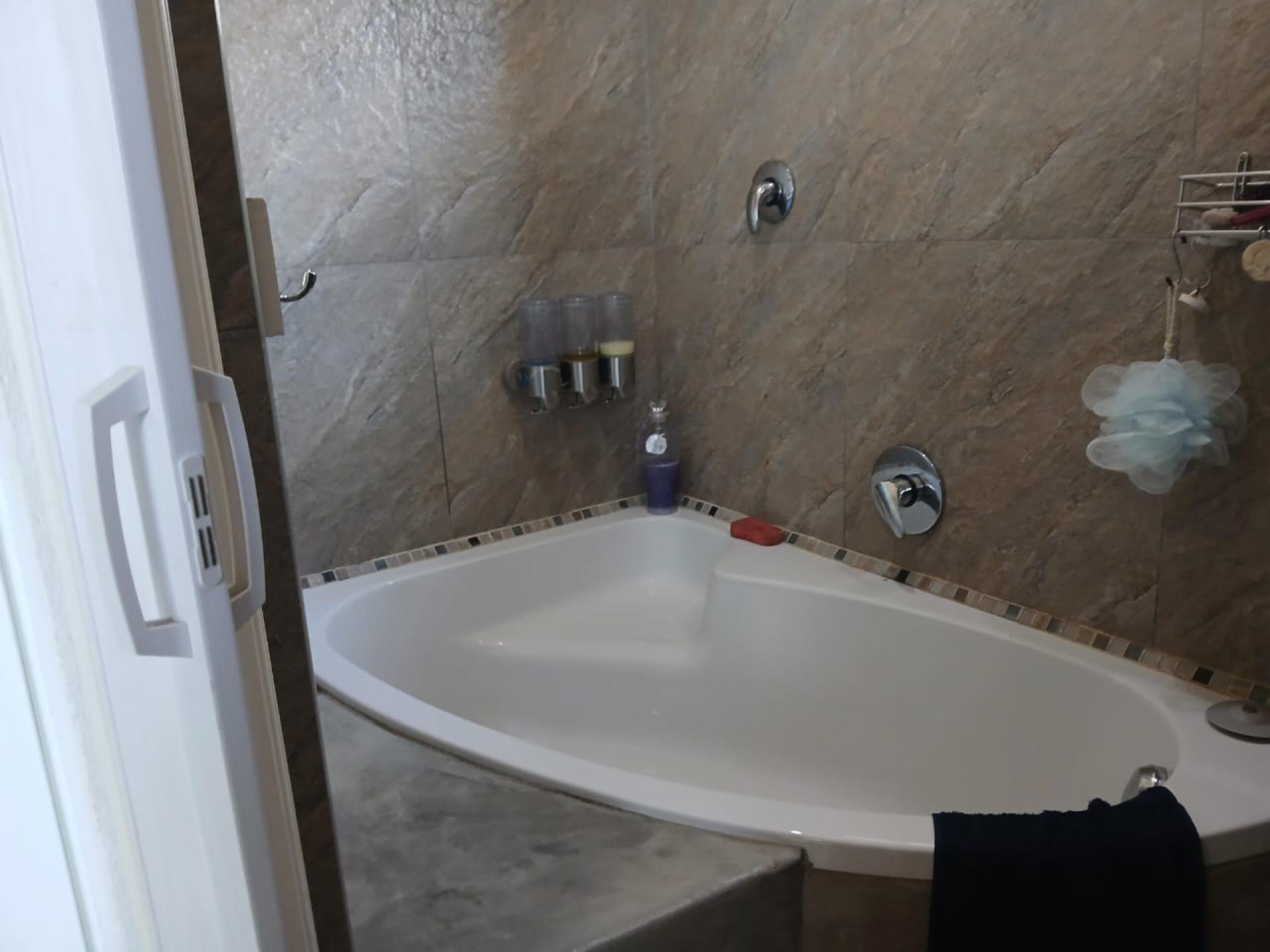  of property in Hibberdene