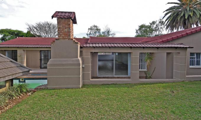 3 Bedroom House for Sale For Sale in Weltevreden Park - MR699160