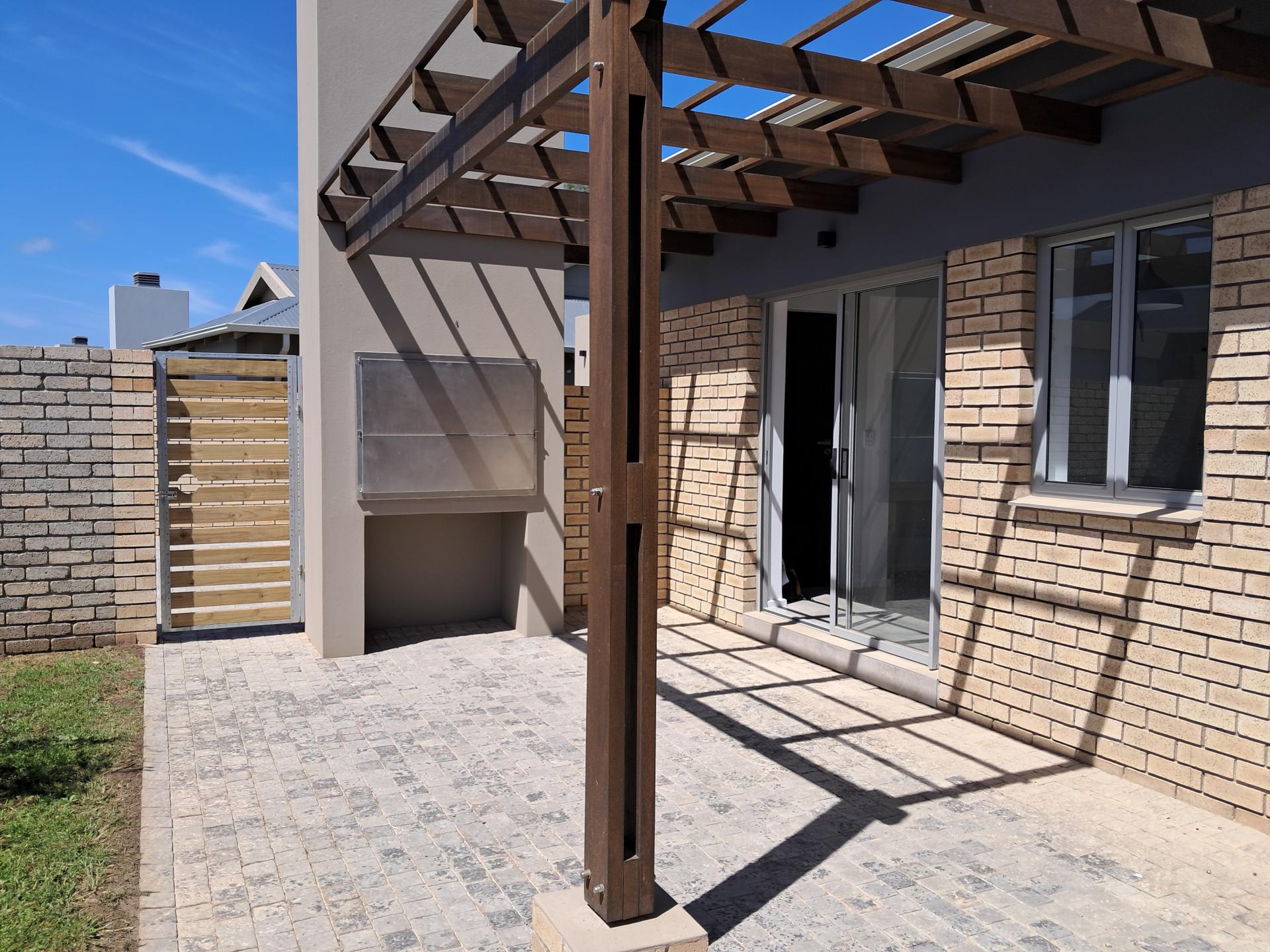  of property in Pacaltsdorp