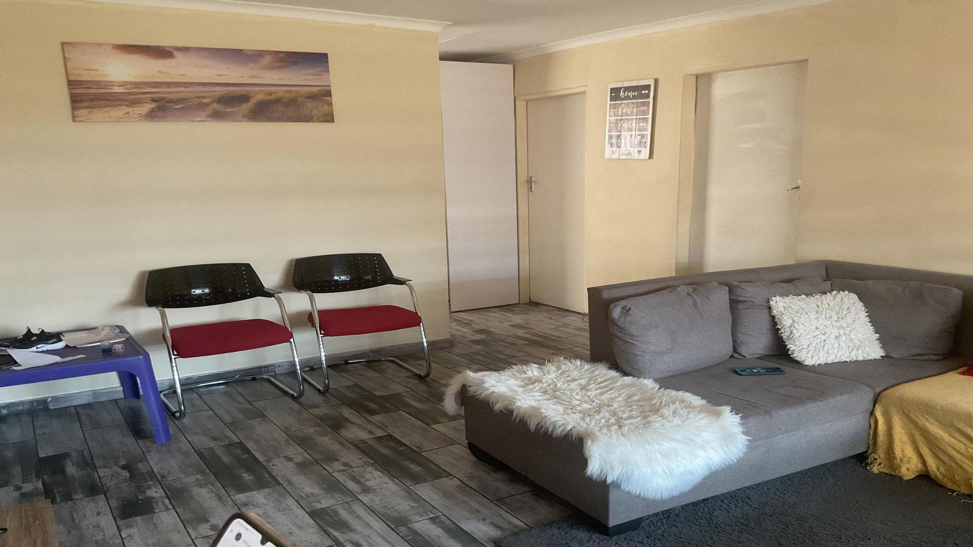 Lounges of property in Riverlea - JHB