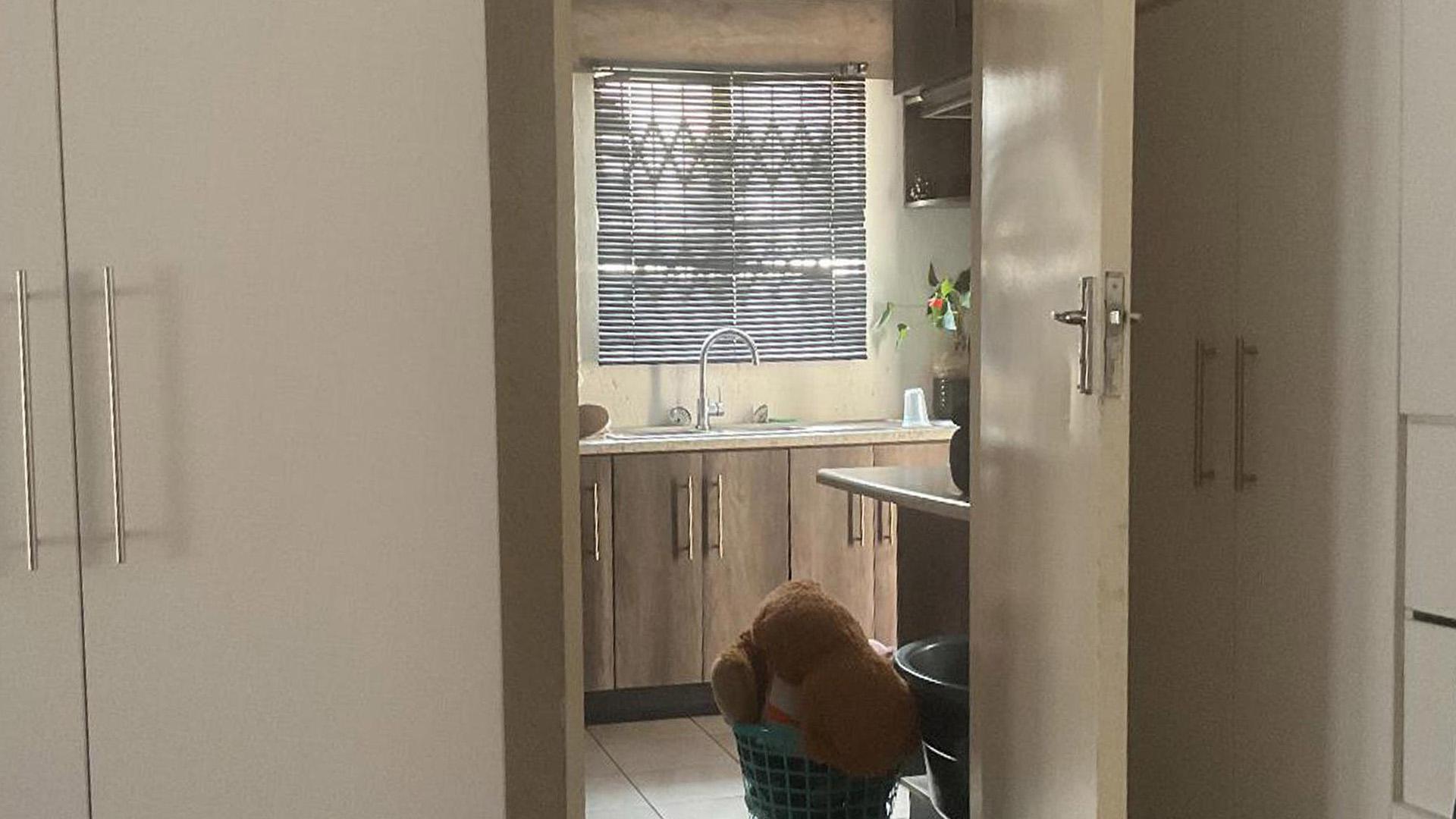 Bed Room 1 of property in Riverlea - JHB