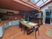  of property in Bendor