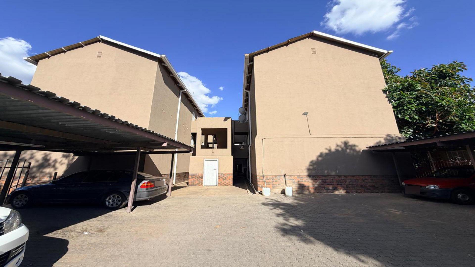 Garage of property in Kimberley