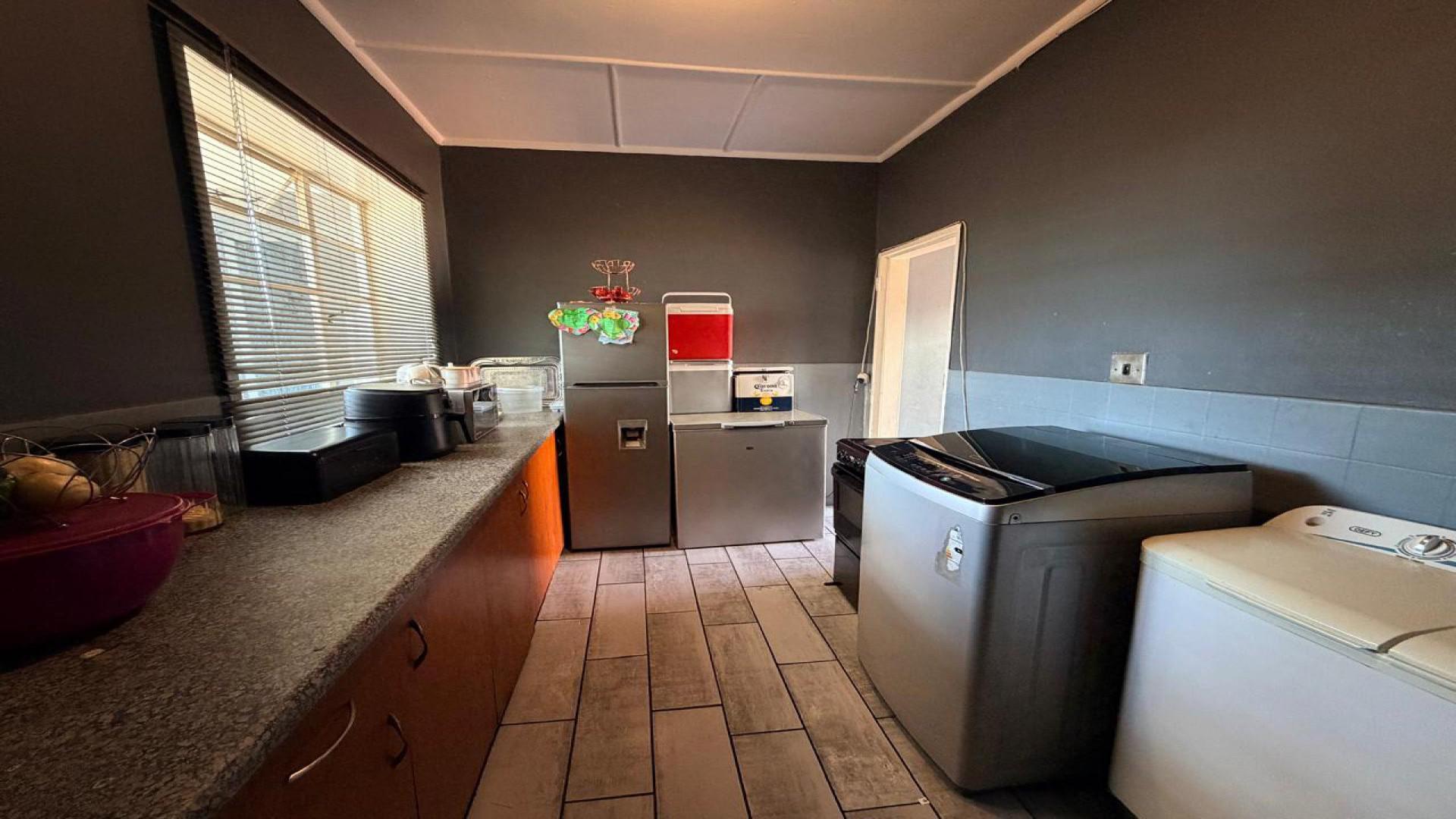 Kitchen of property in Kimberley