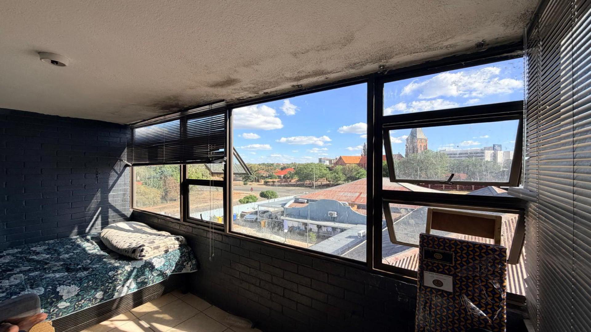 Bathroom 1 of property in Kimberley