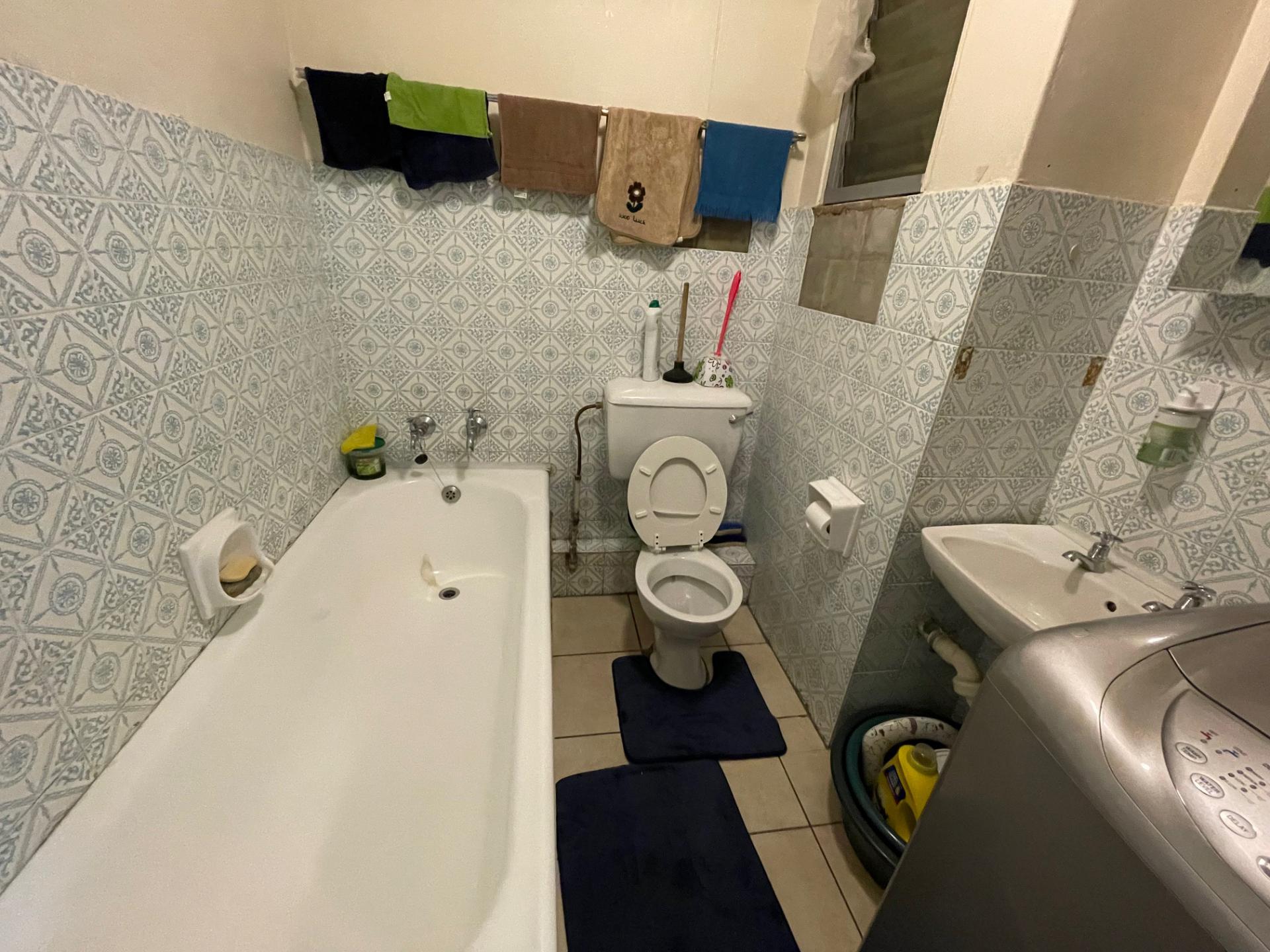  of property in Sunnyside