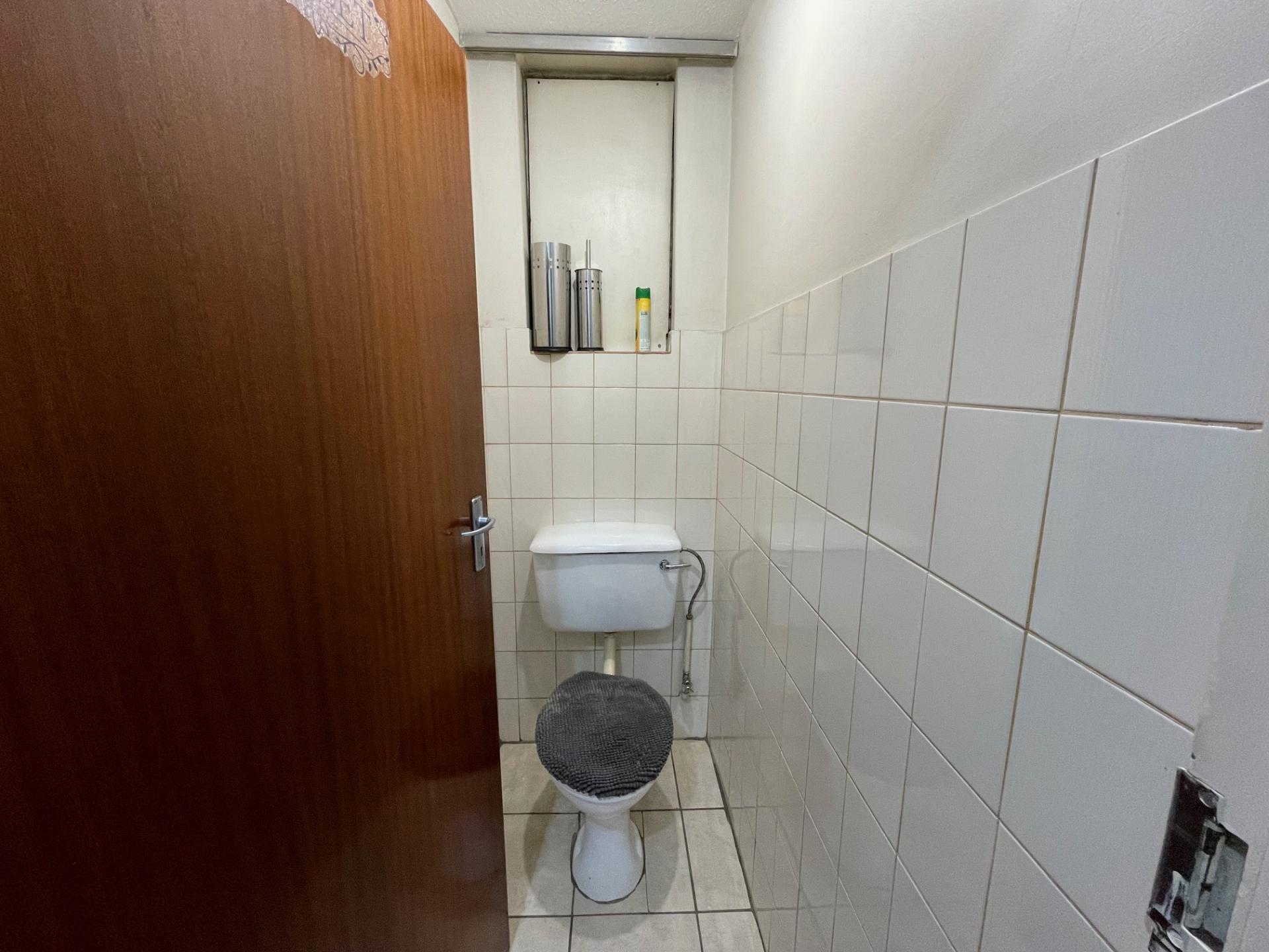  of property in Sunnyside