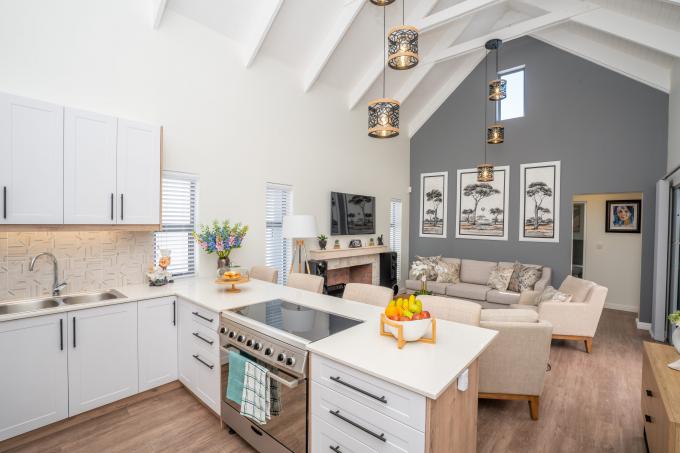 2 Bedroom House for Sale For Sale in Saldanha - MR699241