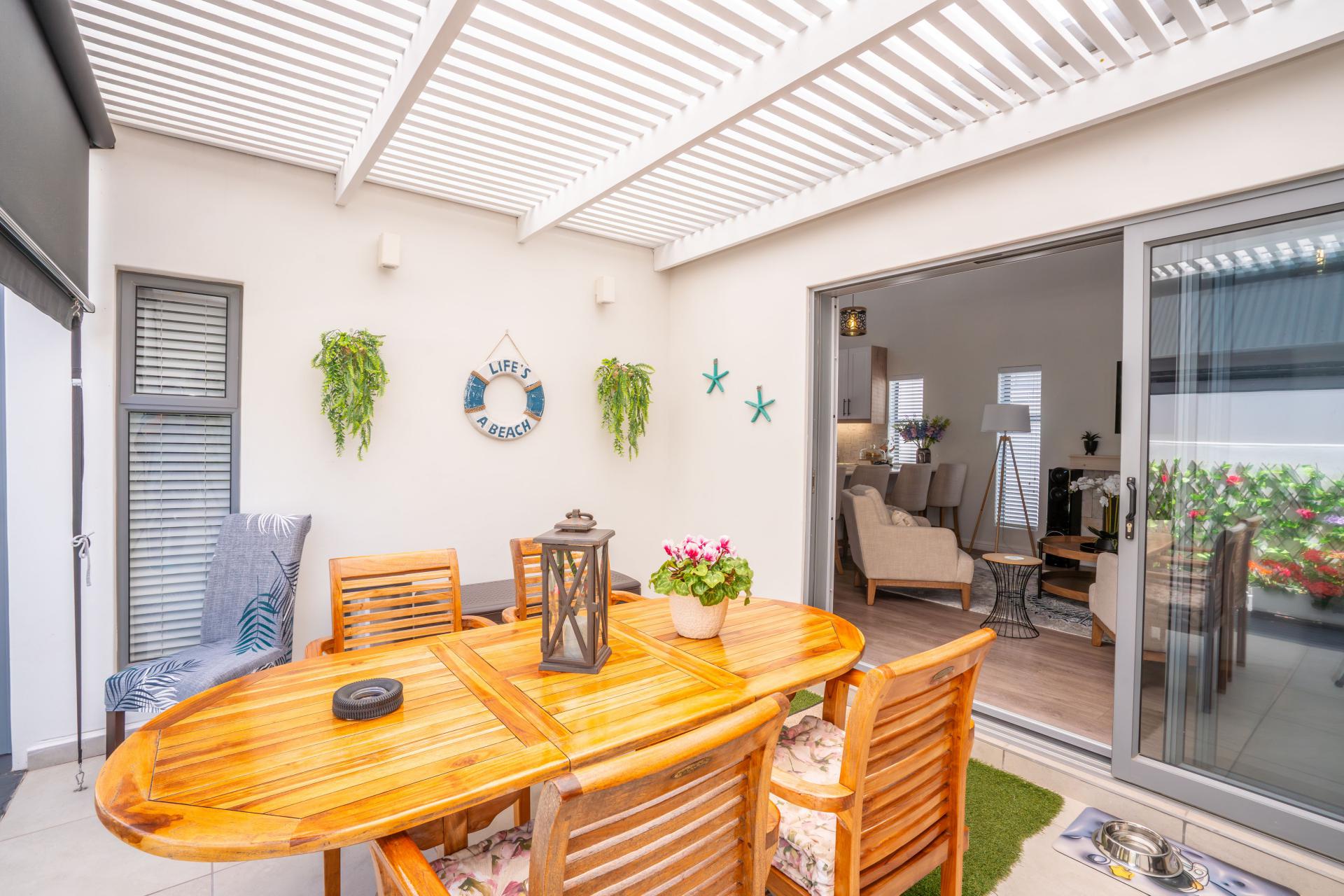  of property in Saldanha