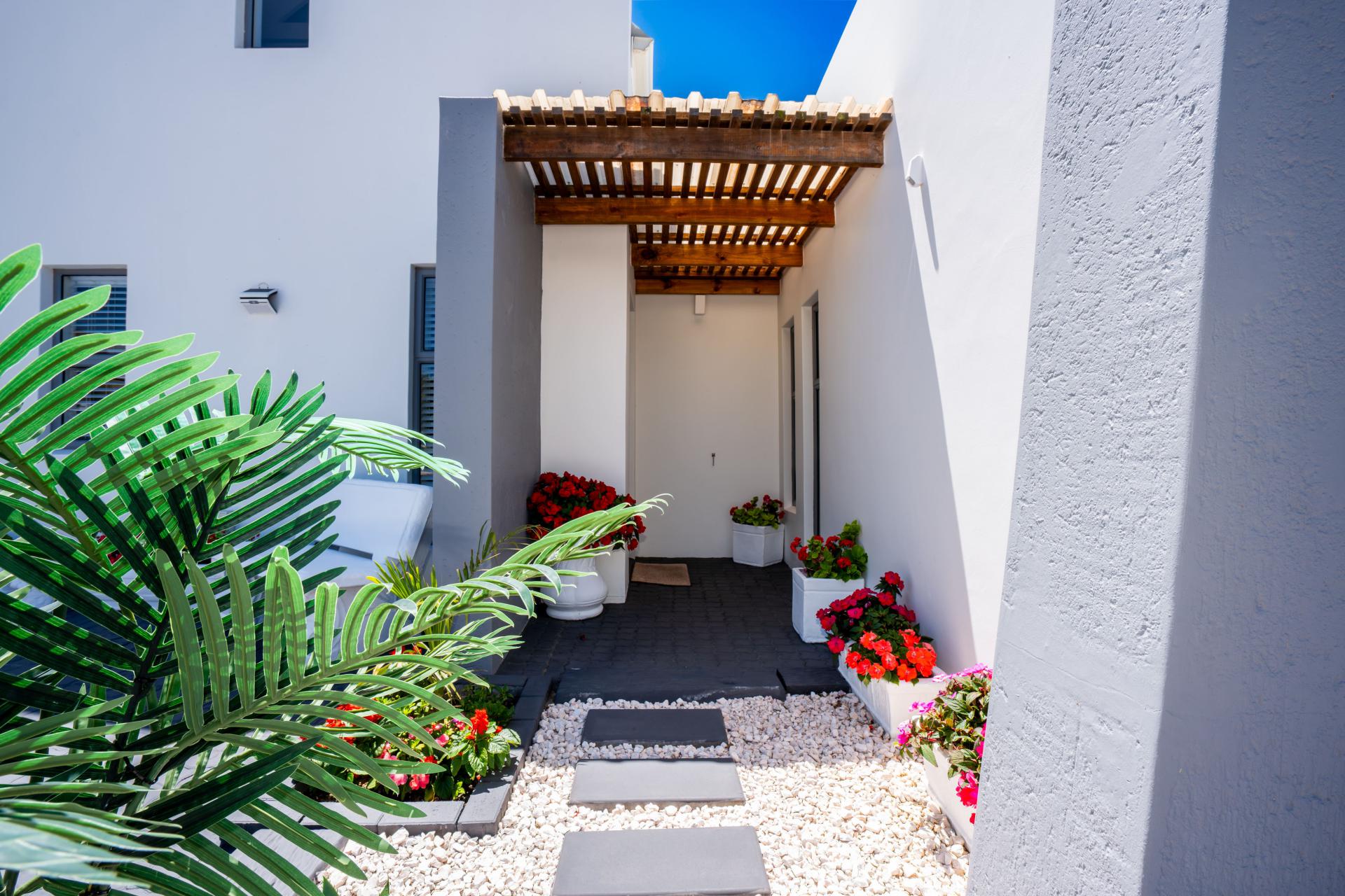  of property in Saldanha