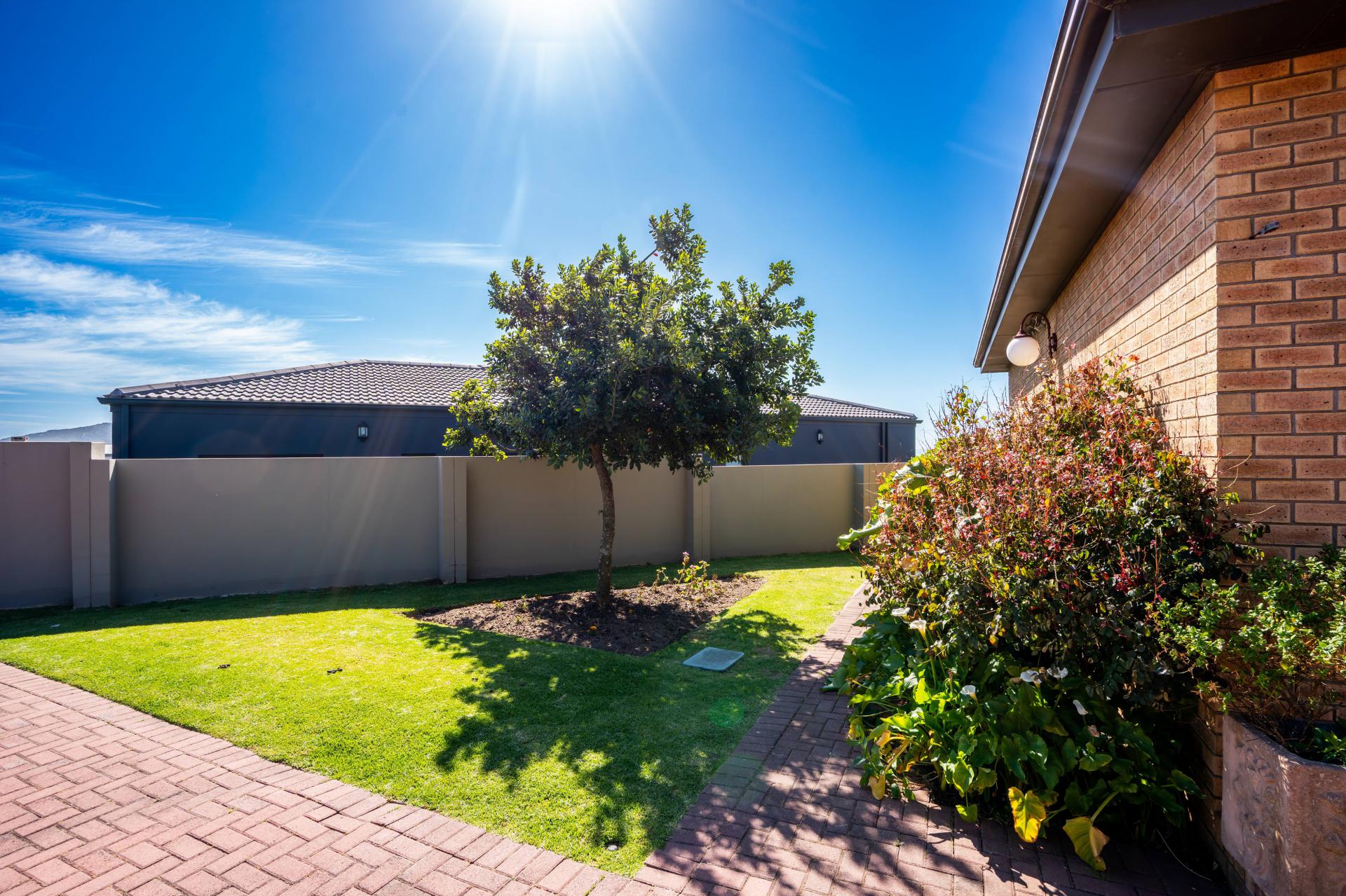  of property in MYBURGH PARK