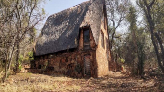 SA Home Loans Sale in Execution 1 Bedroom House for Sale in Rustenburg - MR699261