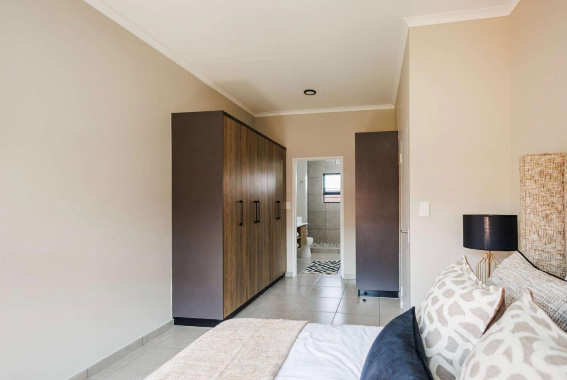  of property in Rietvalleirand