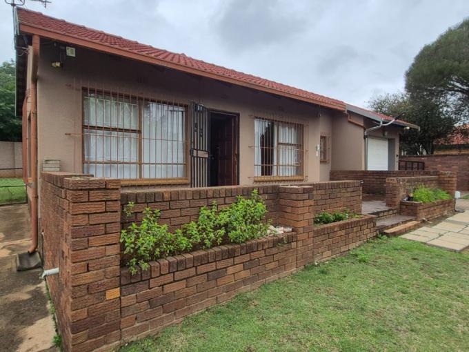 3 Bedroom House for Sale For Sale in Gosforth Park - MR699283