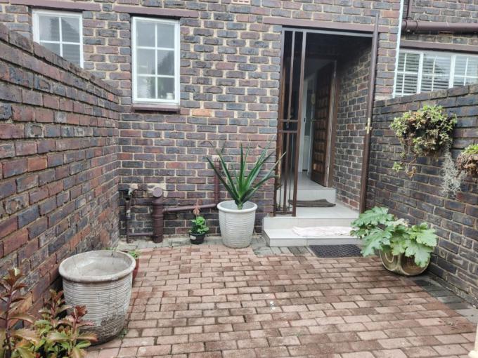 3 Bedroom Simplex for Sale For Sale in Brackenhurst - MR699304