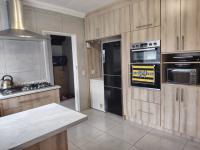  of property in Brackenhurst