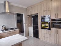  of property in Brackenhurst