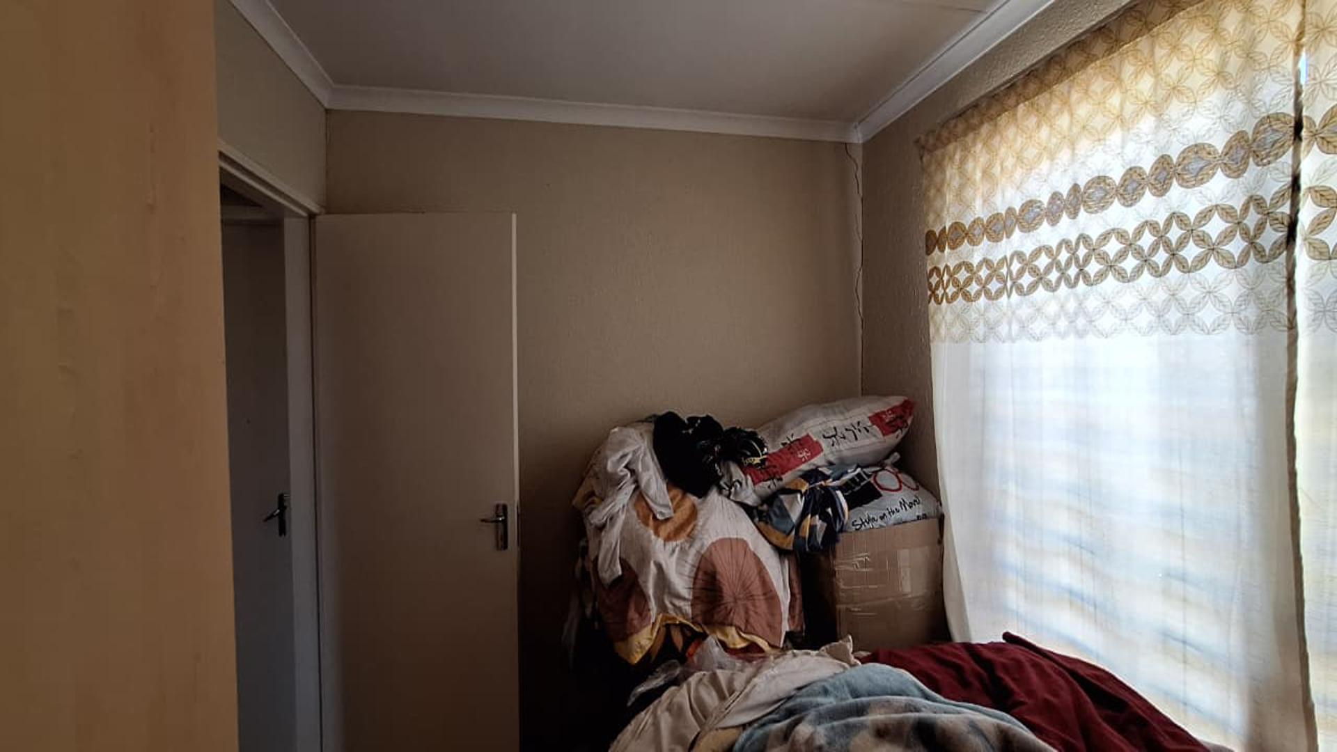 Bed Room 2 - 11 square meters of property in Alliance