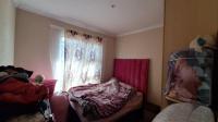 Bed Room 1 - 12 square meters of property in Alliance