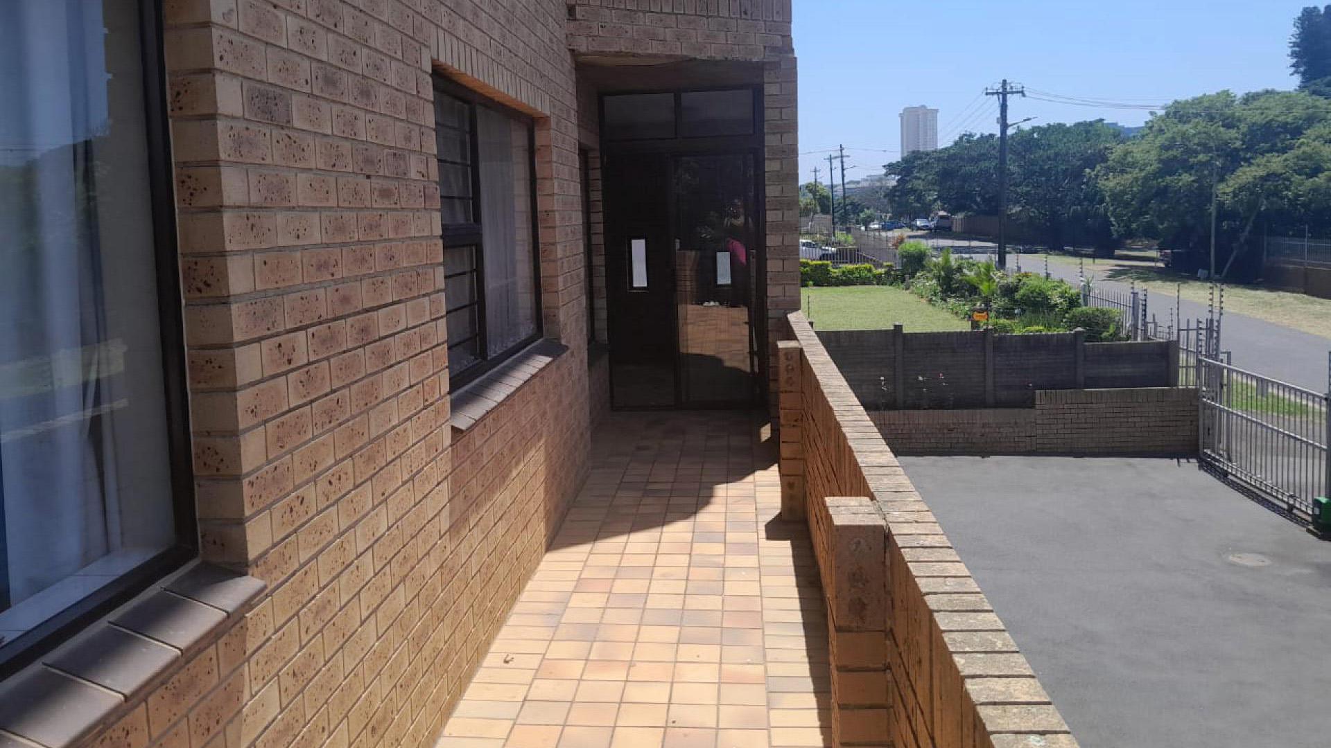 Spaces of property in Amanzimtoti 