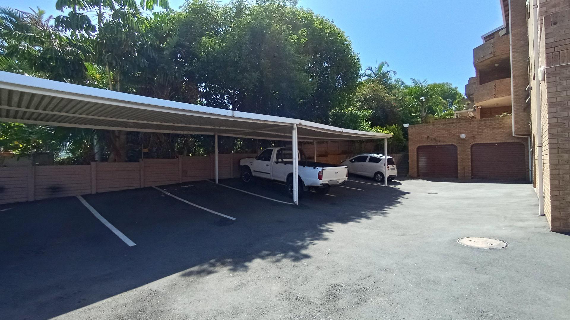 Front View of property in Amanzimtoti 