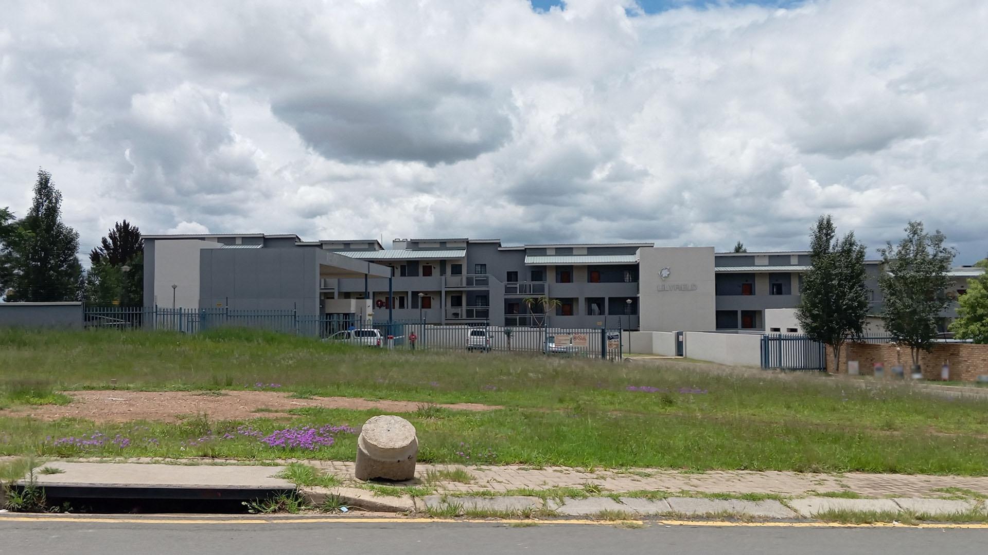 Front View of property in Noordwyk