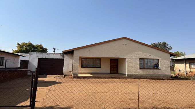 3 Bedroom House for Sale For Sale in Lebowakgomo - Home Sell - MR699328