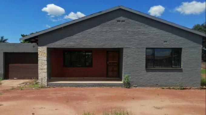 3 Bedroom House for Sale For Sale in Lebowakgomo - Home Sell - MR699328
