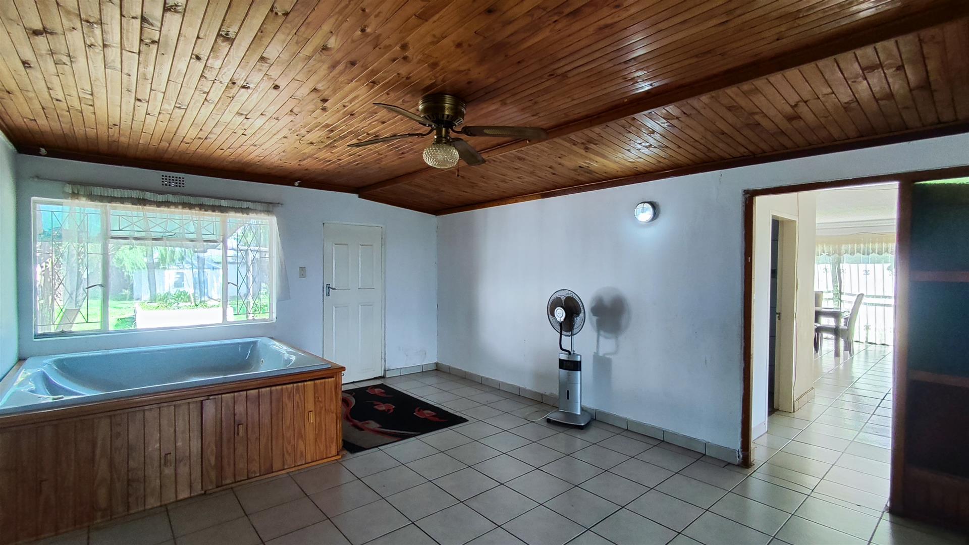 Spaces - 48 square meters of property in Spaarwater